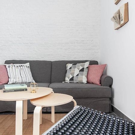 Spectacular Modern Apartment In The City Center Севілья Екстер'єр фото