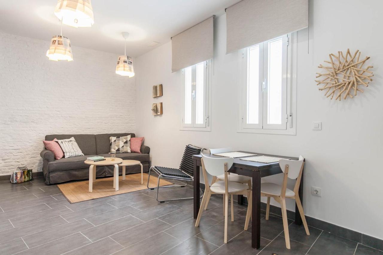 Spectacular Modern Apartment In The City Center Севілья Екстер'єр фото